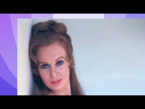 13 Sexy Photos of Carol Cleveland