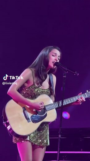 Olivia Rodrigo Pretty Isn’t Pretty Live Performance