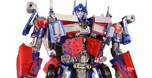 New images of Movie Masterpiece MPM-4 Optimus Prime