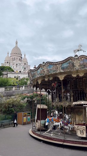 Montmartre, Paris 🤎 #paris #visitparis #parisjetaime #france #parisfrance #montmartre | Francesco Meola Photography