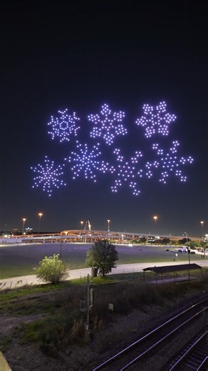 173K views · 3.7K reactions | Christmas is right around the corner, and our friends from Sky Elements Drones have put on a delightful show to get us into the festive spirit!  Don't forget to join us on December 31st as we welcome the new year together. ✨ -The Ball | Reunion Tower | Facebook
