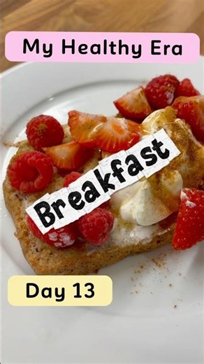 Healthy French Toast That Feels Like a Treat 🍓