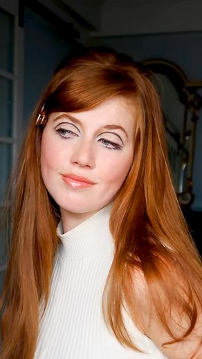 Geena Hunt 🦋 on Instagram: "60s side-part bouffant hair! Pattie Boyd inspired! Love the big 60s hairstyles… @balmainhair comb @scunci @conair rollers @dysonbeauty @dyson @dysonusa @dysonhairpro airwrap @livingproofinc heat protectant @djerfavenue skirt thrifted top @staud.clothing boots #hairtransformation #hairideas #hairstyles #hairtutorial #hairinspiration #hairstyle #hairlook #hairtutorials #60s #60sstyle #vintagestyle #redhead #redhair"