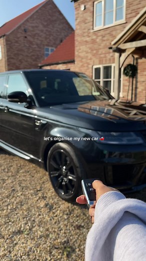 Organizing My New Car Essentials 🚗 | Gemma Louise Miles