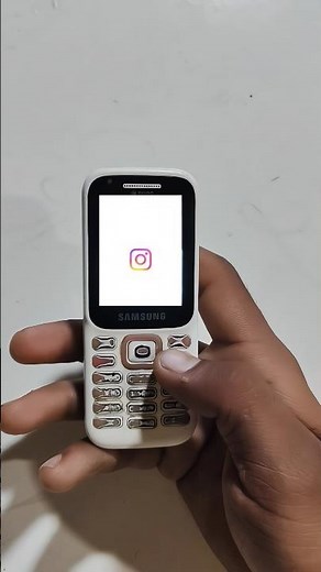 Keypad Phone Me Instagram Chala Diya 😱 | 080205 Code Secret Trick | Samsung Basic Phone Experiment