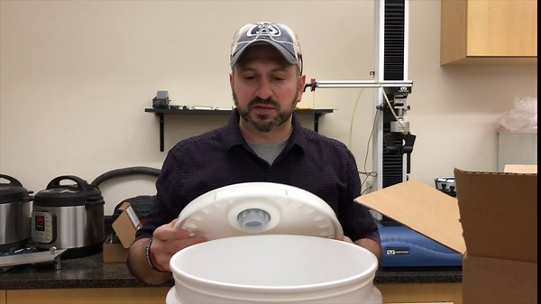 PIG Home Solutions 5 Gallon Bucket - Open-Head Pail with Built-in Handle - Snap-On Lid with Gasket - PM50363