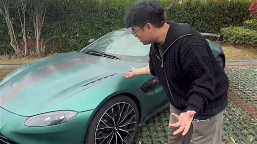 阿斯顿马丁Vantage F1edition！