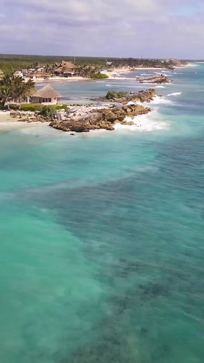 Imagine waking up to the soothing sounds of the waves and enjoying breathtaking ocean views every day. Experience a vibrant community surrounded by pristine beaches and lush landscapes. 🏝️💎 Immerse yourself in paradise, where elegance meets tranquility. 🌴✨ | Gobal Costa Maya - Mexico