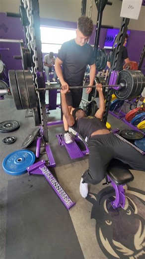 300lb Bench max!!!!@CoachEarly_MHS @BallHardHQ@BrianJa72329286 @CoachEarly_MHS @CoachLanzarotto @coachrhiguera @GregBiggins @adamgorney @ChadSimmons_ @CharlesPower @247recruiting @247Hudson @BrandonHuffman @BlairAngulo @GregSmithRivals @JUSTCHILLY @247Sports @On3 @Rivals @gridironarizona @SWiltfong_ @PrepRedzoneAZ @RsmithYWV @azc_obert @AZPreps365 @thehonestupdate @therealbeadle