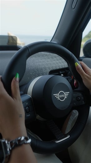 🔉 ASMR by MINI. 🚗 👀で見て、👂🏻で感じる。これが新しいMINIの遊び方。 #MINIJapan #ASMR #MINICooper #5Door | MINI