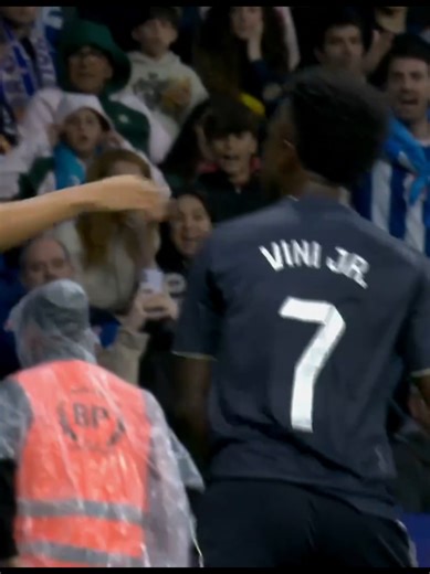 هدف فنيسيوس الأولى في مرمى إسبانيول #ريال_مدريد #madrid #sports @Real Madrid C.F.