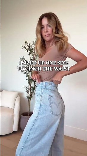 Viral trend 🚨 these Levi’s cinch waist barrel jeans are every bit of viral worthy! #amazonfashion
