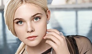 Elle Fanning - biography | Zoomboola