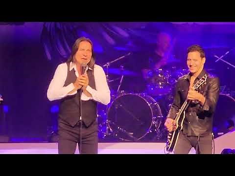 Voyage the "journey" back in time this is the ultimate tribute band!