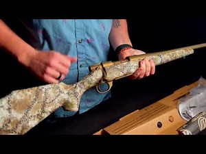 Unboxing the Stunning Weatherby Vanguard .308 in Badlands Camo with Bronze Cerakote Barrel!