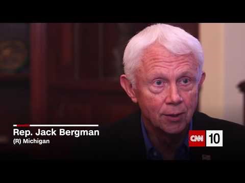 CNN Student News 10 January 5, 2017 | Global tensions - The latest rift between the US and Russia