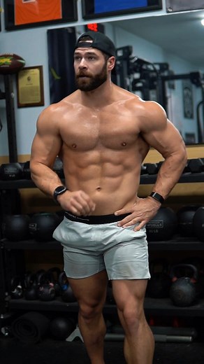 Sunday... earned 💪🏻🤝🏼🔥 #workout #fitness #Jakeschum #dad #mentality | Jacob Schum