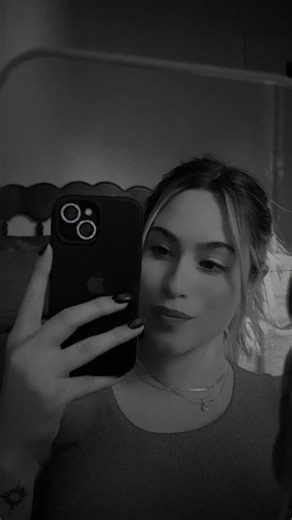 Sofia on Instagram: "@sofiafreshhorizon Some cities in Europe are now using “smart benches” that generate electricity from sunlight. These benches are equipped with integrated solar panels that store energy throughout the day. While they look like normal street benches, the top surface captures sunlight and converts it into electrical power. Inside the bench, a battery system saves this energy and makes it available for public use. People can charge their phones, connect to free Wi-Fi, and even 