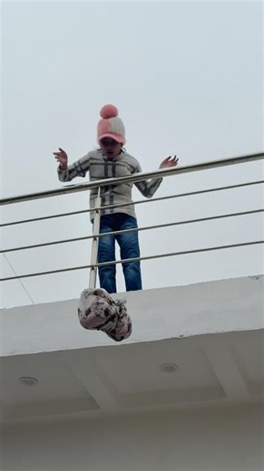 Unzila ne bachhe ko gira Diya 😭🙏#shorts