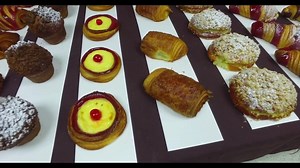 56K views · 1K reactions | Une autre formation se lance à l'IHS. Masterclass viennoiserie du 24 au 26 Décembre 2019 animé par notre talentueux chef Ahmed Sadoun. + de 18 modèles de viennoiseries nouvelles tendances inscription: ihs-dz.com/inscriptions.  0541 66 81 12 ☎️ 021 28 20 53 soyez les bienvenus. | IHS- inter Hotel school | Facebook