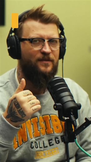 A podcaster told Bob Lazar what the 4chan UFO whistleblower said about him. Bob’s terrifying physical reaction proves he isn't lying.