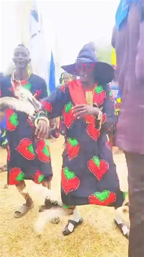 4.7K views · 60 reactions | New style of dergel traditional dance in cattle camp specially mundari tribe and dinka bor , Aliap,chiek manyiel | Muor- Ager Media | Facebook