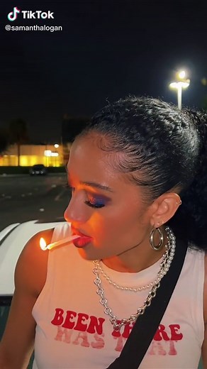 Samantha Logan (@samanthalogan)’s video of everyone it's my birthday