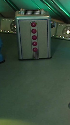 silly Noo-Noo 😭 #teletubbies Video: The Noo-Noo hoovers up Dipsy's, the green Teletubby's, Tubby Toast.