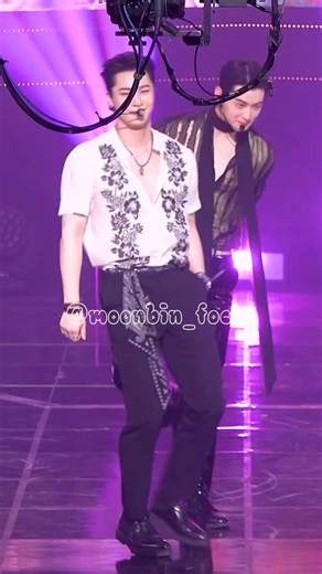 Mesmerizing Moonbin Performance After Midnight