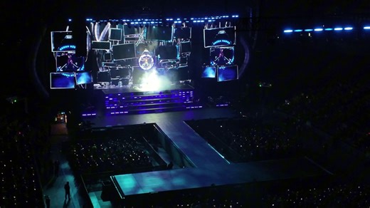 【4K山顶视角】半小时速通水果姐演唱会！