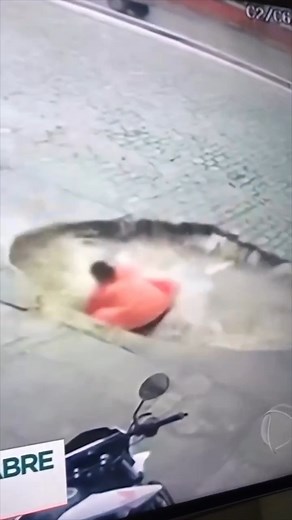 I’ve had a lot of pothole slip & fall cases but nothing quite like this 🤦‍♂️😭 | TopDog Law