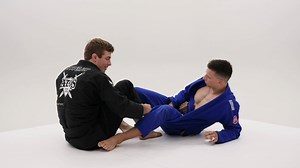 🦑SQUID GUARD🦑 Squid Guard is one of the 5 Lapel Guards showcased in Keenan's newest instructional platform. With this video we're going to try and add a basic, but effective sweep into your arsenal. It's a really good option to go for, in the early stages of your guard development. That's the stage, where you're stoked if you manage to secure the guard in the first place and you want to hit your opponent with a move that won't compromise your guard. That's important because you want to enjoy y