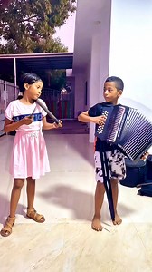 577K views · 5.3K reactions | Modo festival aquí les comparto este video ensayando con mi amigo Sergio Galván @fans destacados #festival #vallenato talentos de #cordoba #videosvirales | Sofi la niña bonita | Facebook