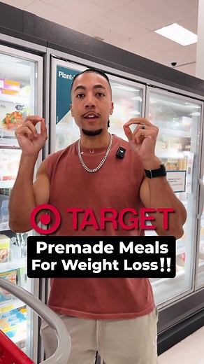 Target premade meals that are quick, easy, packed with protein and perfect for weight loss🔥 #protein #mealprep #chicken #fitness #fitnesstips #nutrition #weightloss #fatloss #grocerystore #groceryhaul #target