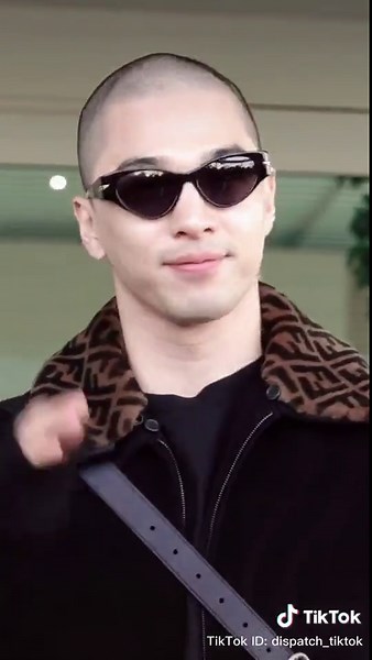 태양의 까까머리 스타일