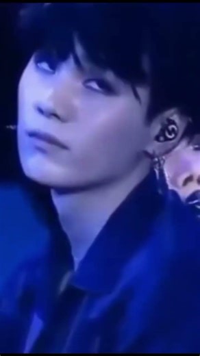 Bangtan Sonyeondan / Beyond The Scene) is a world-famous South Korean boy band formed by Big Hit En.