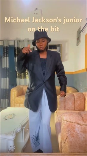 Wait the return of Michael Jackson’s junior #fypシ゚viral #viral