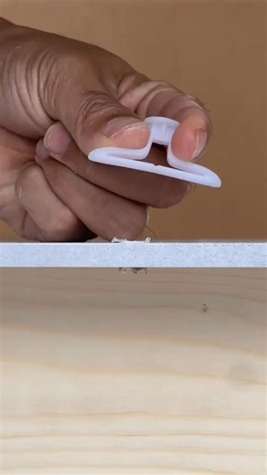 The right way to install drywall anchors that no one uses. #DIY | Tips.hacks.