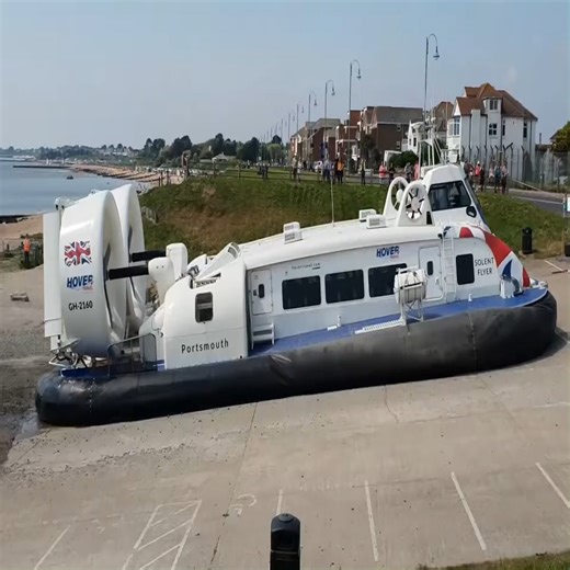 Inside the World’s Most Advanced Hovercraft - A New Era of Overwater Travel | Machinery Fastest