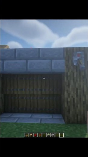 I Built a Working Garage Door in Minecraft! (Redstone Tutorial)