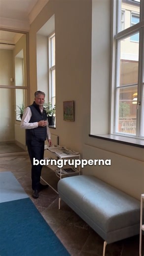 Barngrupperna i förskolan måste minska. I dag har Göteborg fler barn per grupp jämfört med andra kommuner. Nu satsar vi 125 miljoner mer än sossarna på att anställa fler förskollärare för att ge både personal och barn en bättre tillvaro. #förskola #förskolan #barn #barngrupper #göteborg #goteborg #gbgftw #gbg | Axel Josefson