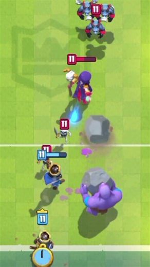 🔋 Charge drop! 🧪#gaming #clashroyale #viral #cards #shorts #supercell #evolution #touchdown