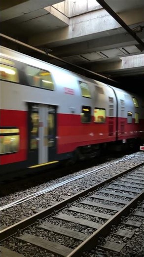 ÖBB 1116 181 Cityjet+ÖBB 86-33 Cityjet als S1 nach Wien Liesing in Wien HBF