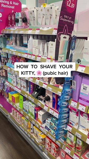 How to shave your kitty 🌸 (pubic hair) #shavingroutine #shavingtips #shaving #shavinghacks #foryou #girltips #vag #eco #blacktiktok
