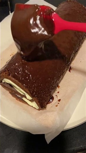 Let’s make Christmas log cake for this holiday. This tradition never gets old