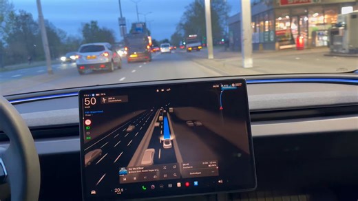 Finally. After 18 months of patience, FSD is officially approved and live in the Netherlands. I’ve been driving with it for 2 days now. And the experience is on another level. It feels like the future unfolding in real time. The precision. The intelligence. The confidence of the system. This is not incremental progress. This is a clear step forward in how mobility works. Huge thanks to Elon Musk and the entire AI team at Tesla. From a professional perspective, this shows what is possible when so