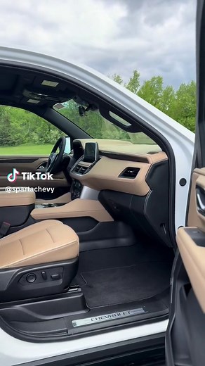 2024 Chevrolet Tahoe Premier Maple Sugar Interior Review