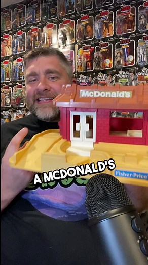 Fisher-Price Little People McDonald’s Playset found at yard sale #fisherprice #fisherpricelittlepeople #fisherpricemcdonaldsdrivethru #mcdonaldscollectables #fisherpricemcdonalds
