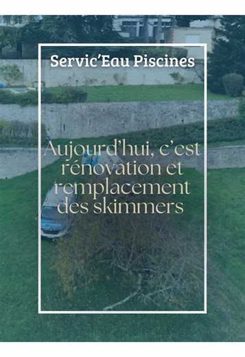 🔨 Aujourd’hui, rénovation complète de ce bassin 🏊‍♂️ Comme à chaque rénovation, nous commençons par retirer l’ancien revêtement et le feutre. Un passage au brûleur permet d’éliminer les derniers résidus, suivi d’un nettoyage au karcher et de l’évacuation des déchets. Nous procédons ensuite au remplacement des deux skimmers : ouverture de la zone, retrait de la dalle de protection, dépose des anciens éléments, mise en place des nouveaux, puis reprise complète de la maçonnerie des skimmers. #pis