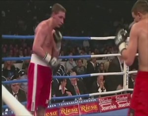 ROBIN KRASNIQI - Kanstantsin Makhankou Robin Krasniqi dominoi kundërshtarin e tij në 8 raunde dhe e fitoi luftën unanimisht me pikë 🇦🇱🇽🇰 Robin Krasniqi dominierte seinen Gegner über 8 Runden und gewann den Kampf einstimmig nach punkten 🇩🇪🇩🇪 | Robin Krasniqi